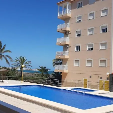 Apartment 2 Garaje Y Piscina Junto Al Mar Torrevieja
