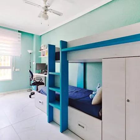 Apartamento 2 Garaje Y Piscina Junto Al Mar *