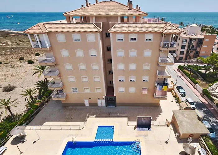 2 Garaje Y Piscina Junto Al Mar Apartamento